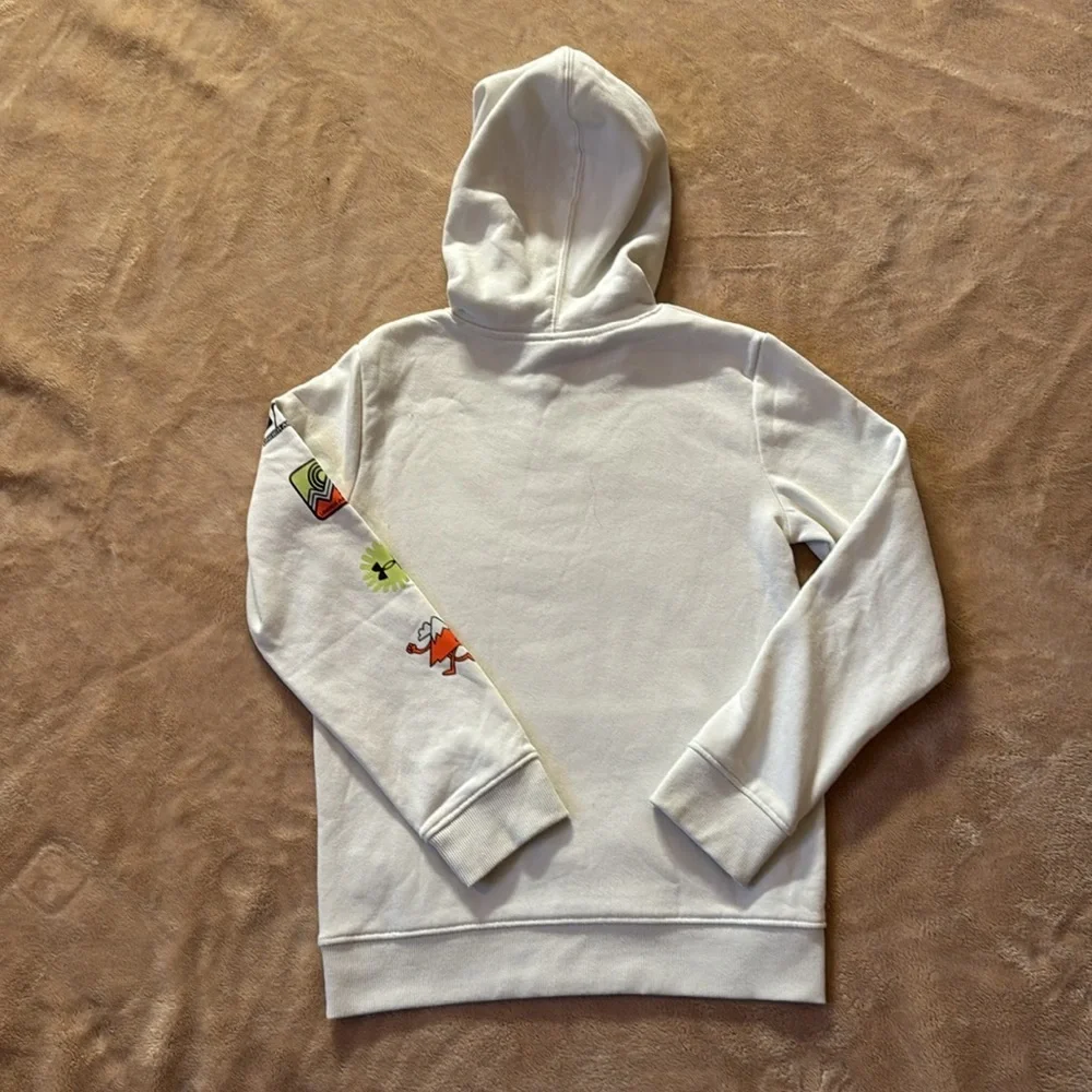Under Armour hoodie for youth kids size M